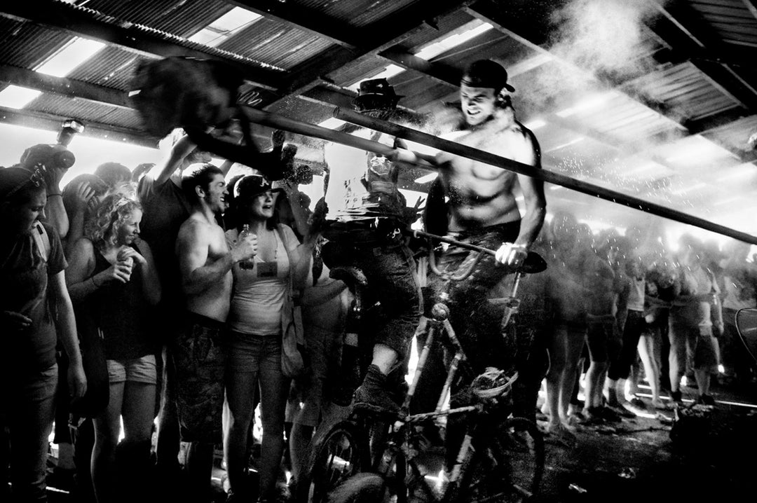 洋書 BIKE KILL JULIE GLASSBERG 19/25 Untitled (Bike Kill) signed – Photobookstore